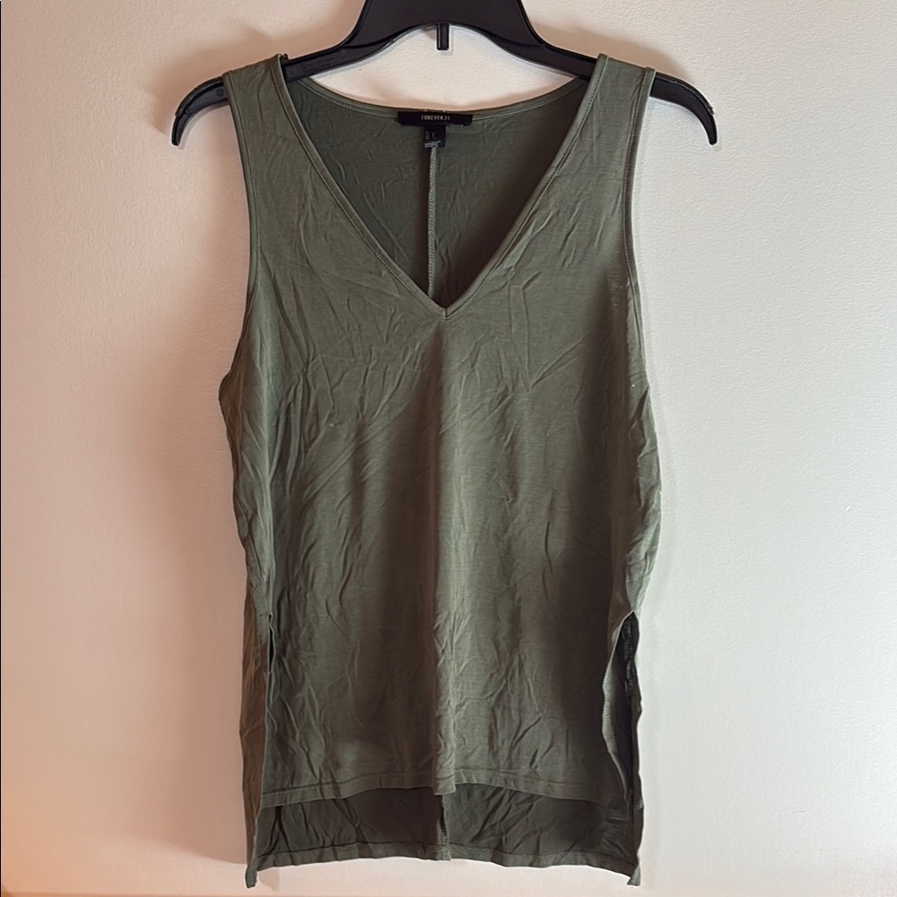 Forever 21 Green Sleeveless Tank Top